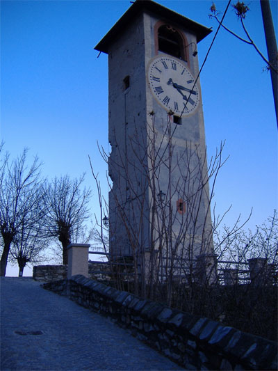 Revello - Il Campanile delle Ore